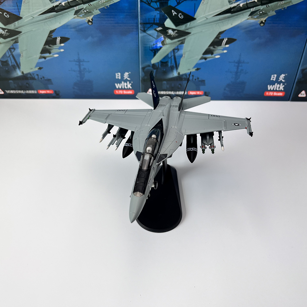 1/72 Skala U.S. F/A-18F Hornet - Model Kit Store ulasan dan harga