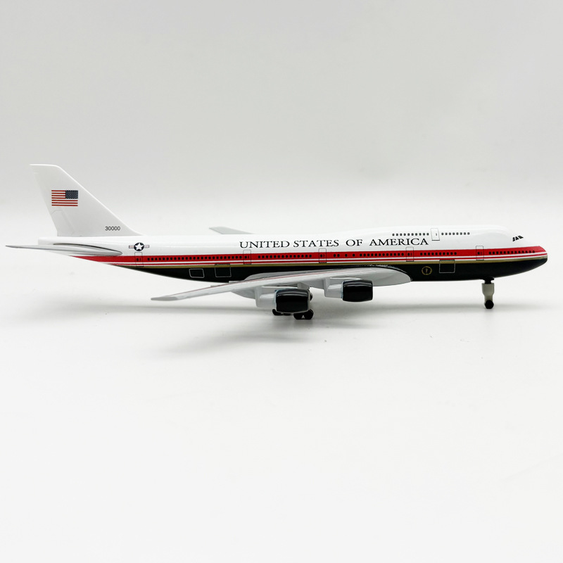Model Pesawat Air Force One B7 - Model Kit Store ulasan dan harga